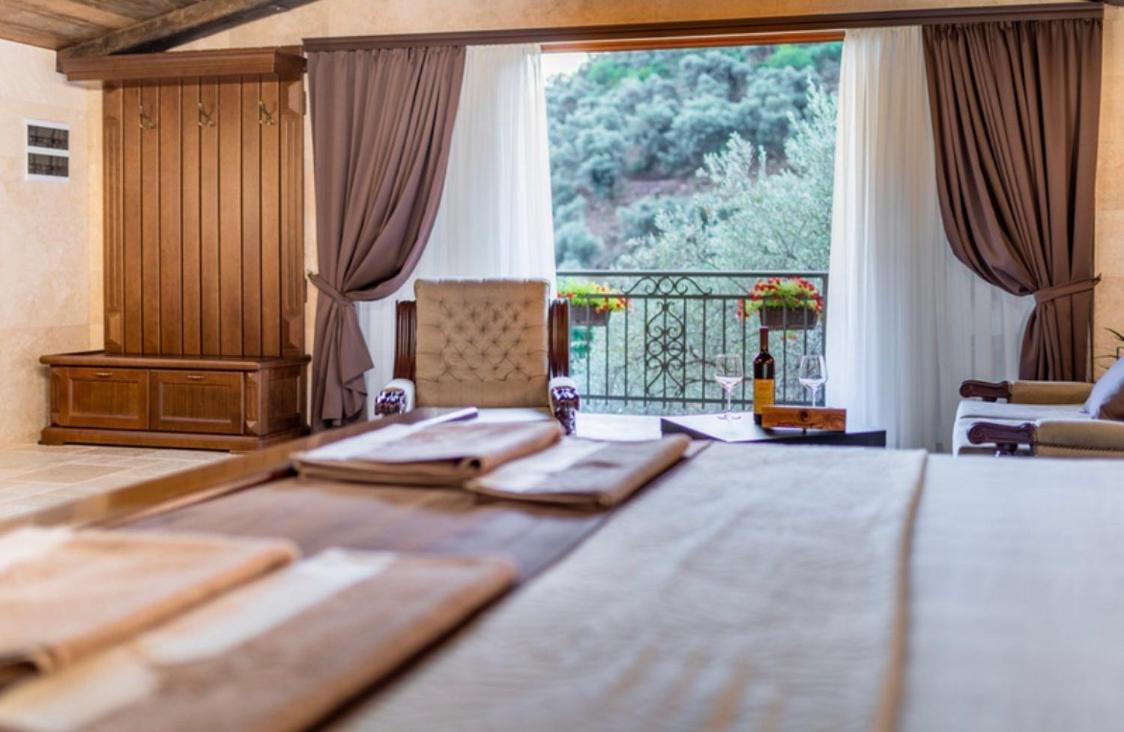 Olive Queen Rustic Estate Bar Ngoại thất bức ảnh