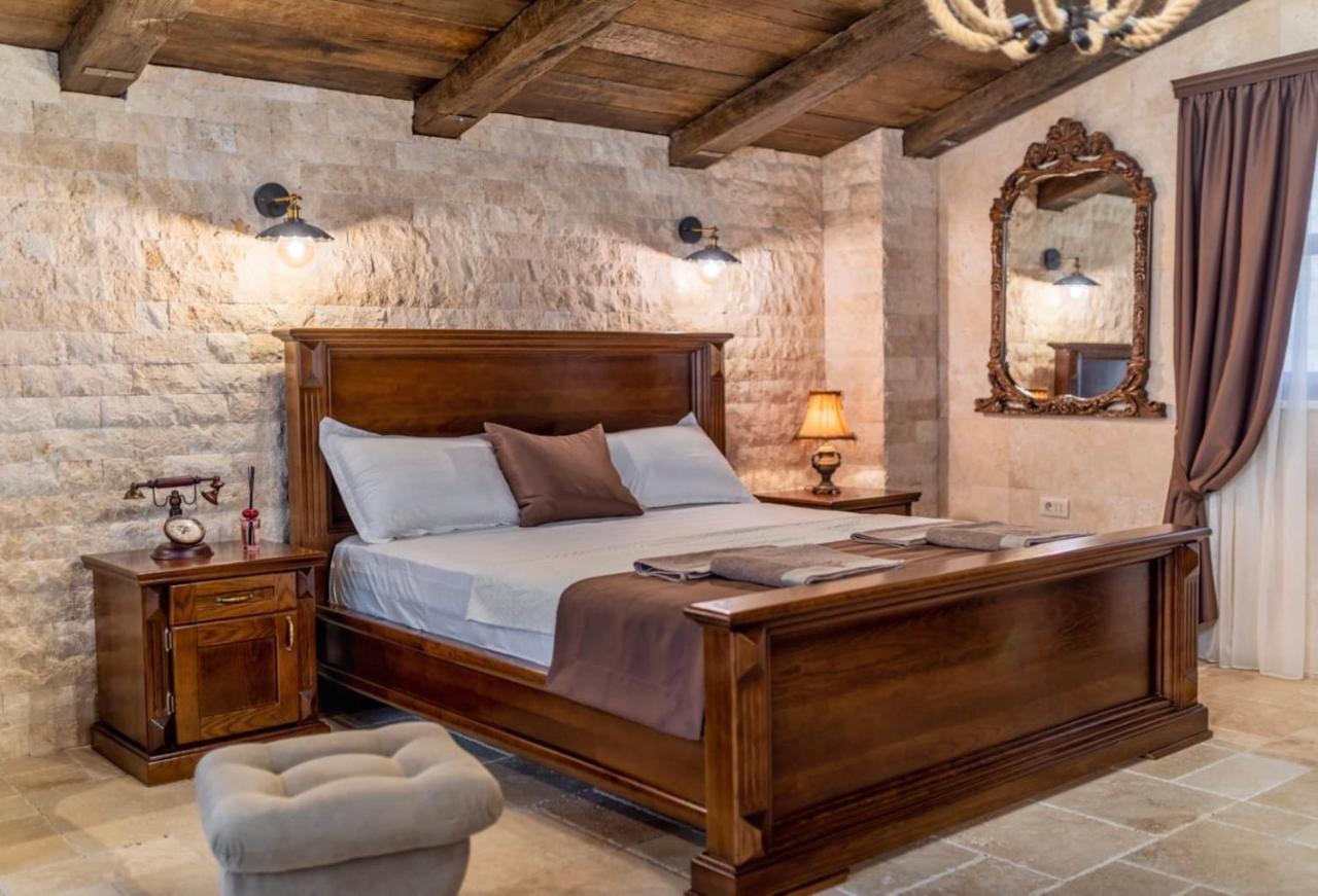 Olive Queen Rustic Estate Bar Ngoại thất bức ảnh